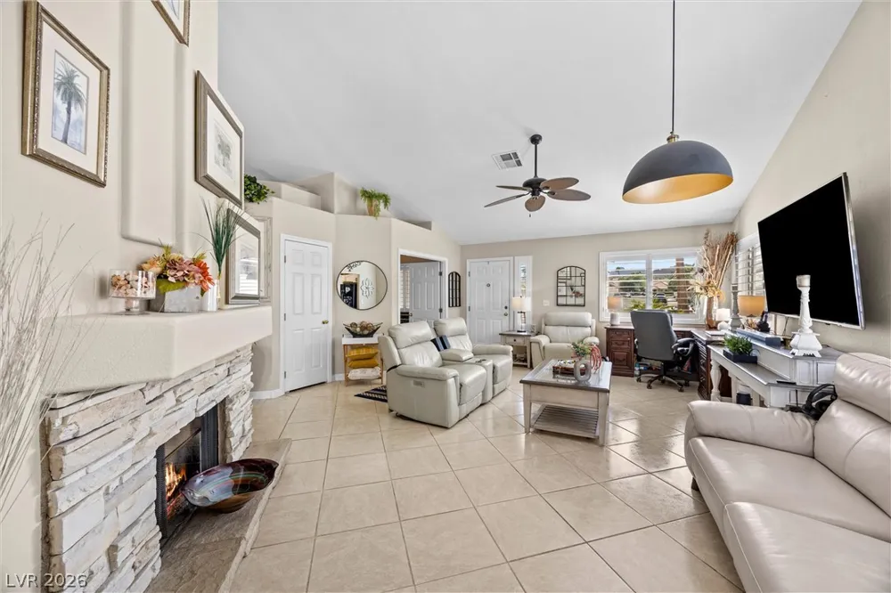 814 Manor Shores Road Henderson, NV 89002