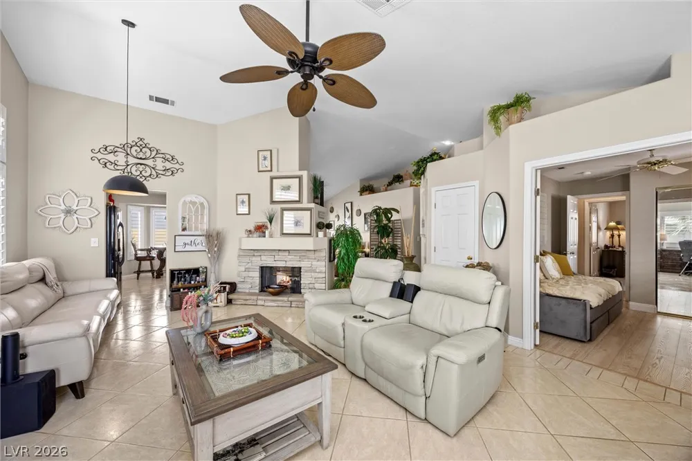 814 Manor Shores Road Henderson, NV 89002