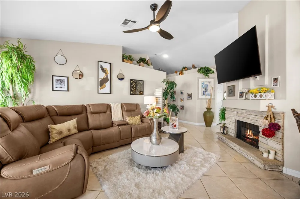 814 Manor Shores Road Henderson, NV 89002