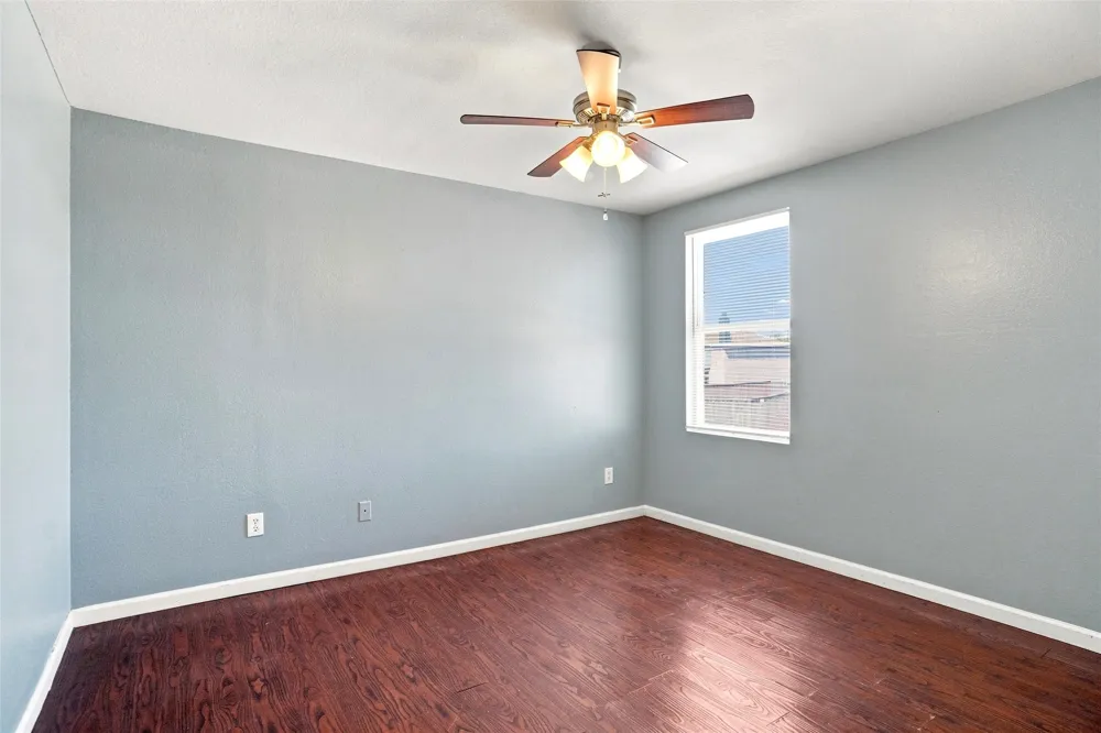 1027 Graystone Drive Lancaster, TX 75134