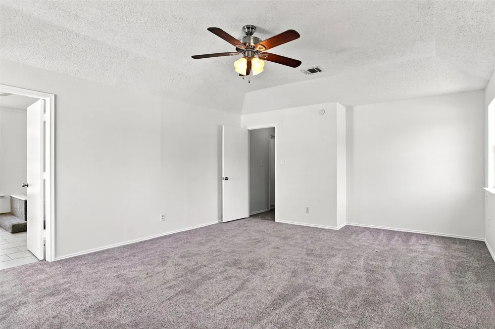 4138 Scotland Drive Grand Prairie, TX 75052