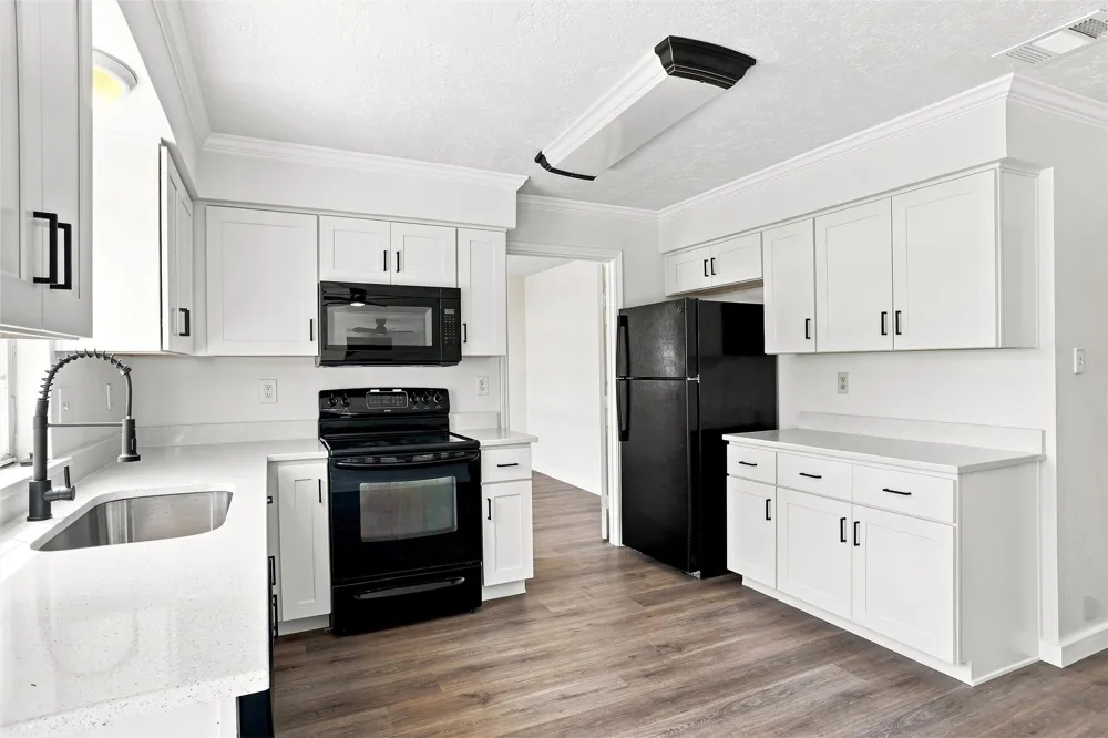 4138 Scotland Drive Grand Prairie, TX 75052