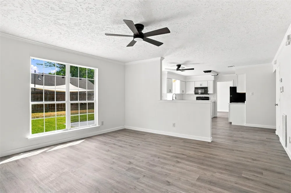4138 Scotland Drive Grand Prairie, TX 75052