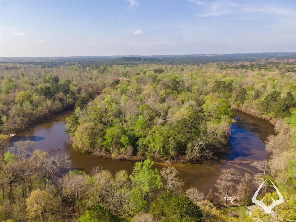 4804 County Road 3900 Colmesneil, TX 75938