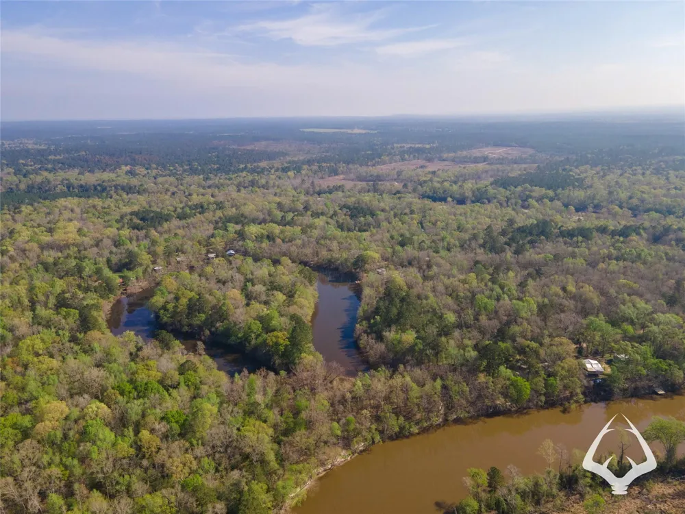 4804 County Road 3900 Colmesneil, TX 75938