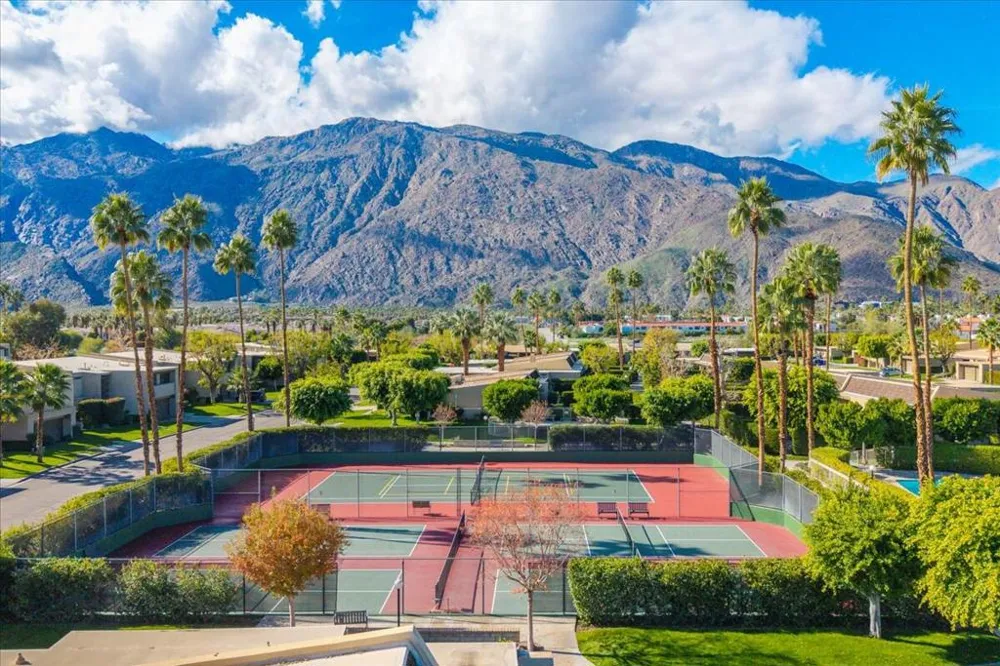 1254 Tiffany Circle Palm Springs, CA 92262