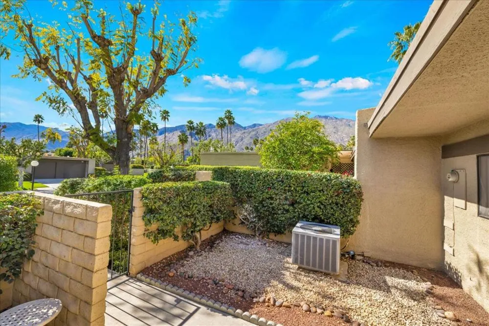 1254 Tiffany Circle Palm Springs, CA 92262