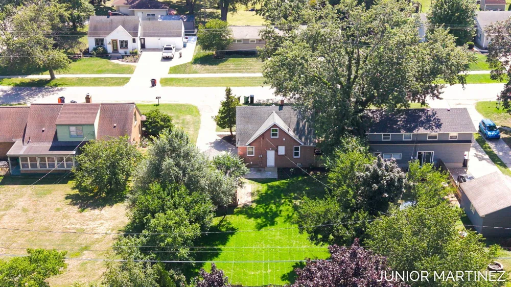 23 E 35th Street Holland, MI 49423