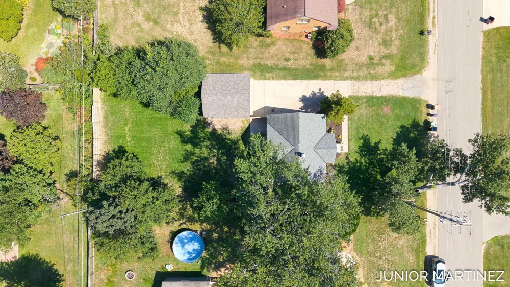 23 E 35th Street Holland, MI 49423