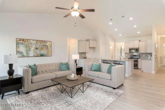 6317 Gondolier Drive New Bern, NC 28560