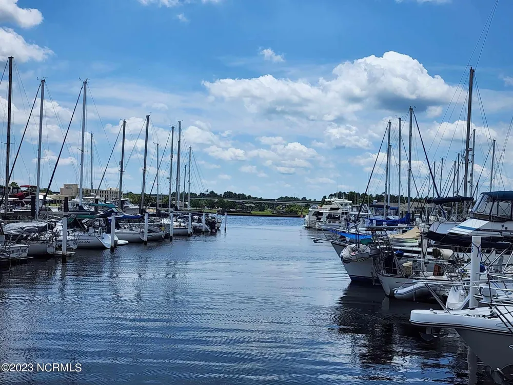 6317 Gondolier Drive New Bern, NC 28560