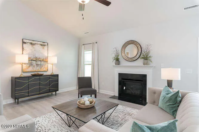 6317 Gondolier Drive New Bern, NC 28560