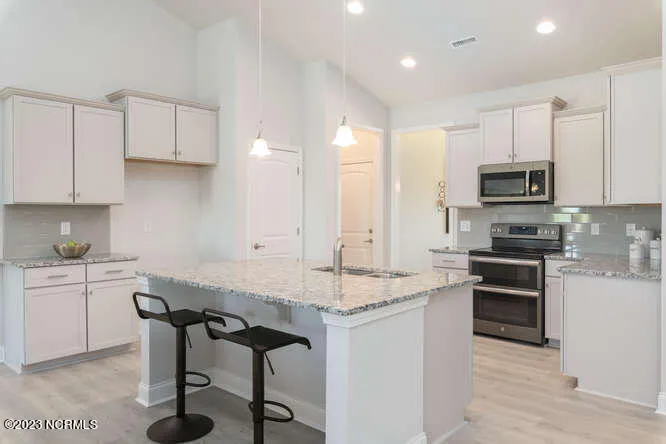 6317 Gondolier Drive New Bern, NC 28560