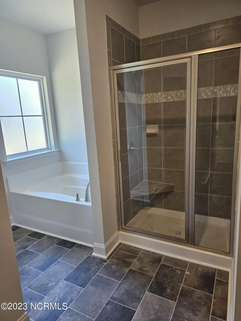6317 Gondolier Drive New Bern, NC 28560