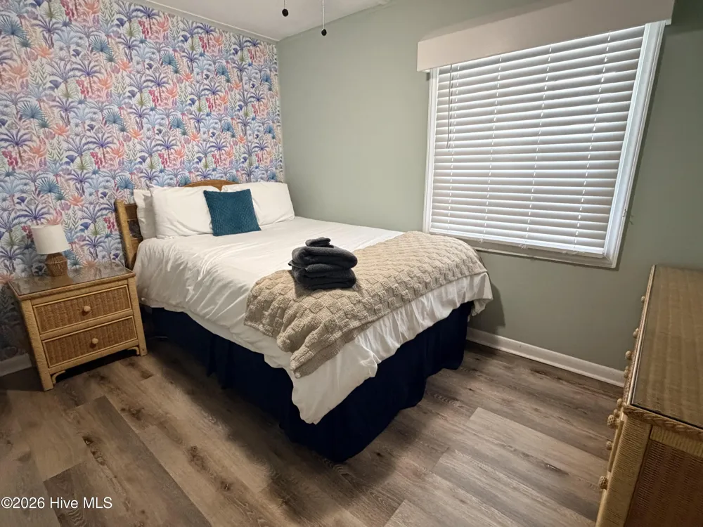5708 Emerald Drive Emerald Isle, NC 28594
