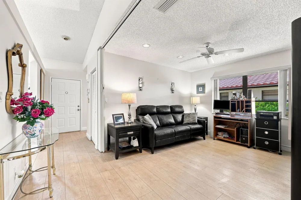 6013 SUNNY POINTE CIRCLE Delray Beach, FL 33484