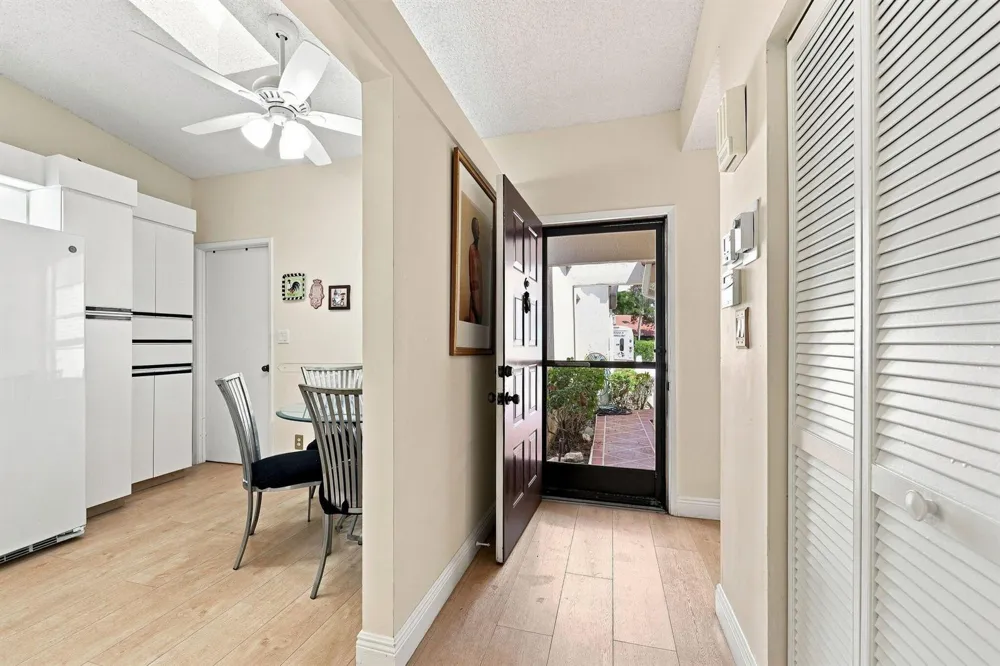 6013 SUNNY POINTE CIRCLE Delray Beach, FL 33484