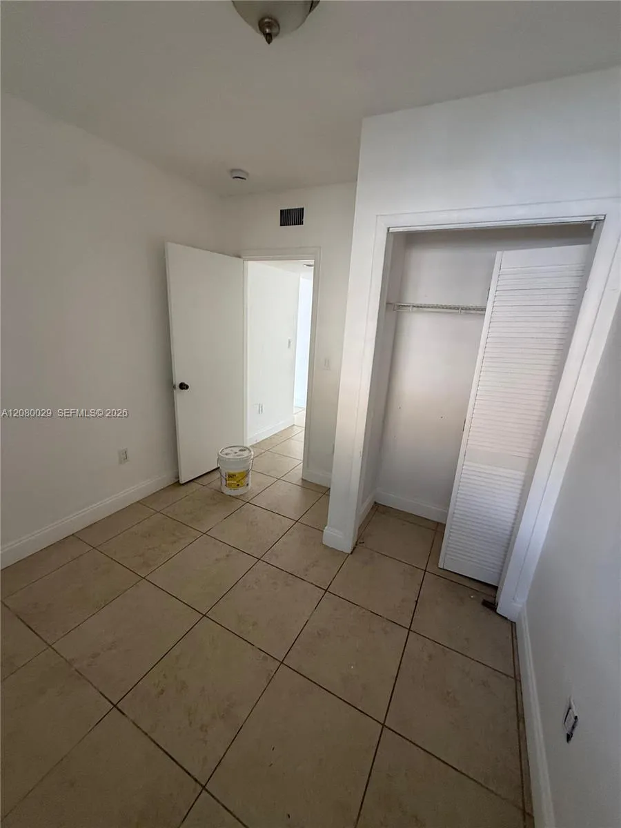 824 82nd St #1 Miami Beach, FL 33141