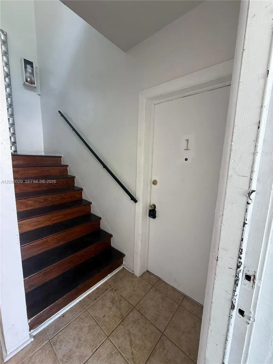 824 82nd St #1 Miami Beach, FL 33141