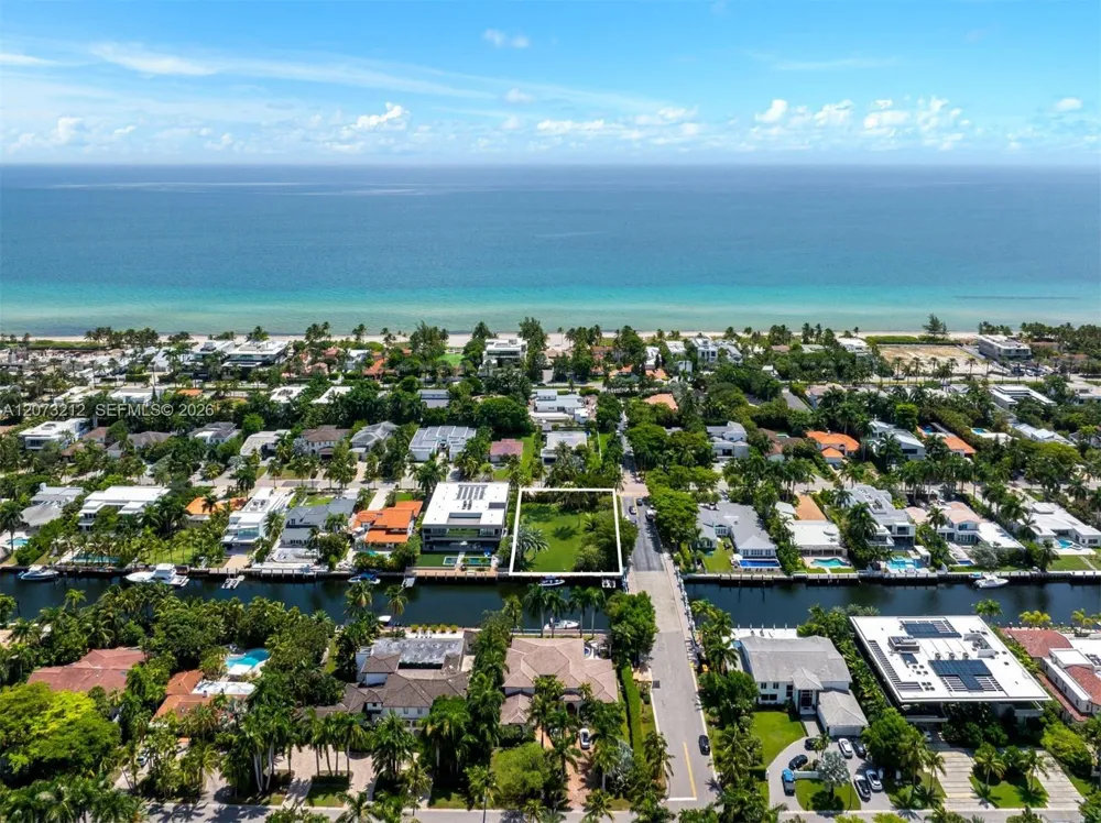 200 Golden Beach Dr Golden Beach, FL 33160