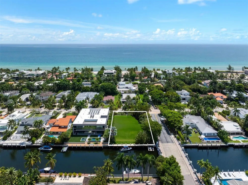 200 Golden Beach Dr Golden Beach, FL 33160