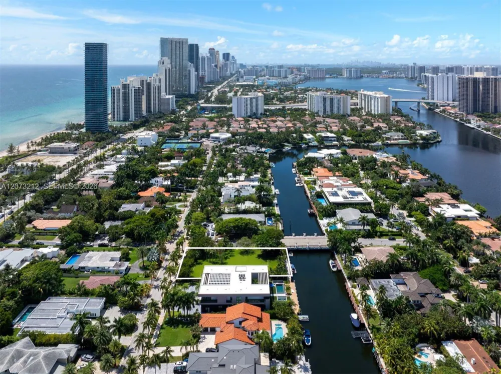 200 Golden Beach Dr Golden Beach, FL 33160