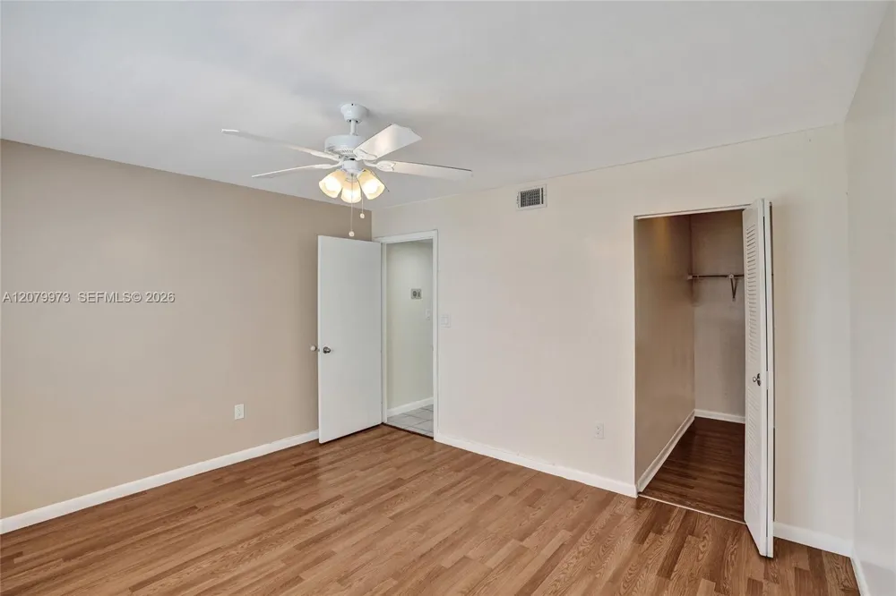 8660 SW 212th St #111 Cutler Bay, FL 33189