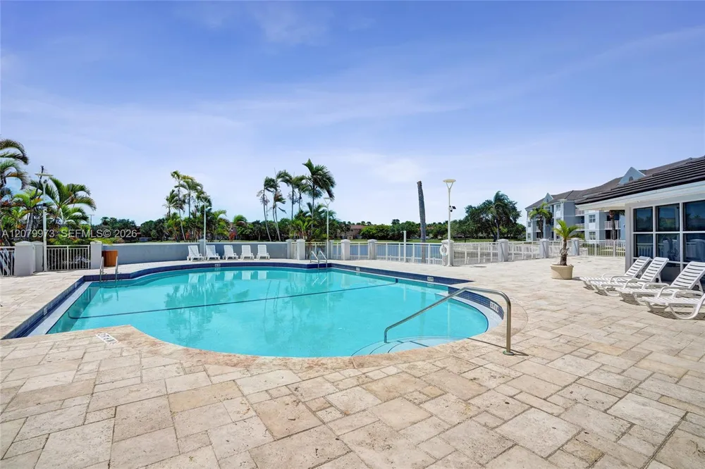 8660 SW 212th St #111 Cutler Bay, FL 33189