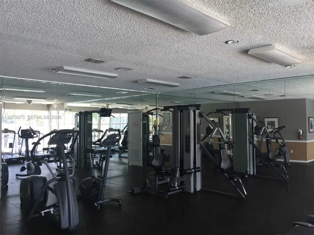 8660 SW 212th St #111 Cutler Bay, FL 33189