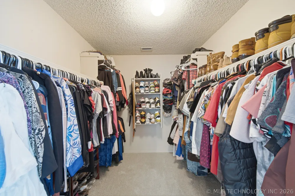 8117 S Quebec Avenue Tulsa, OK 74137