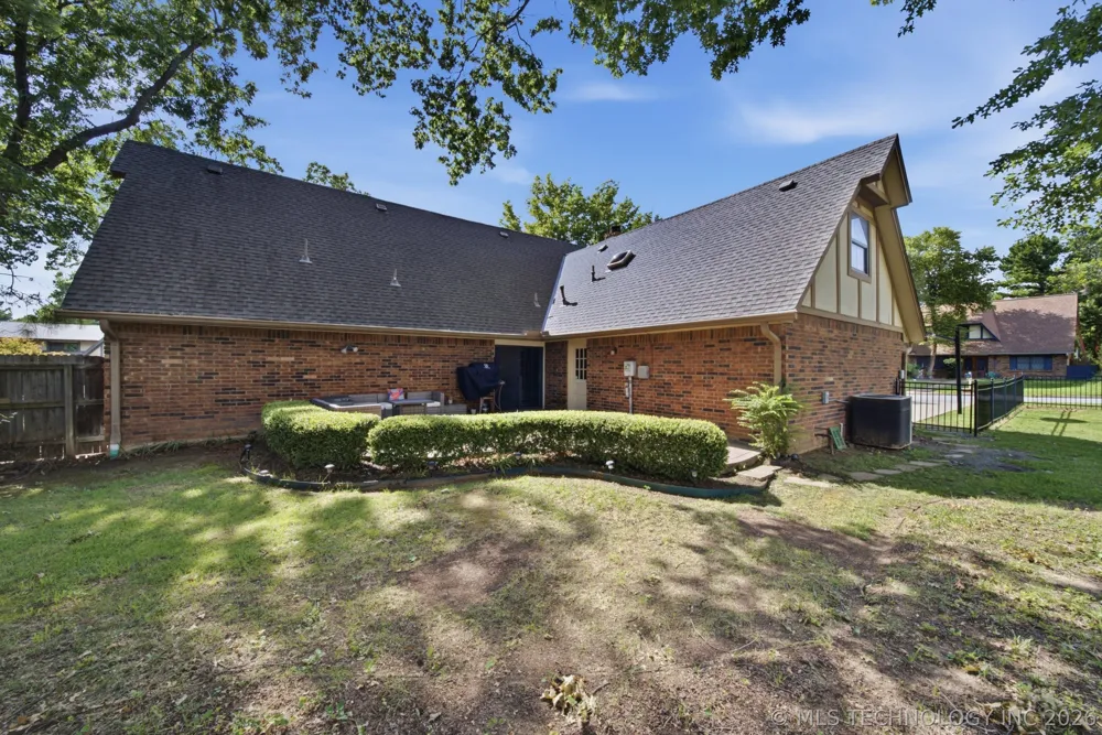 8117 S Quebec Avenue Tulsa, OK 74137
