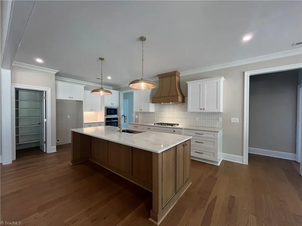6851 Ridge Road Lexington, NC 27295