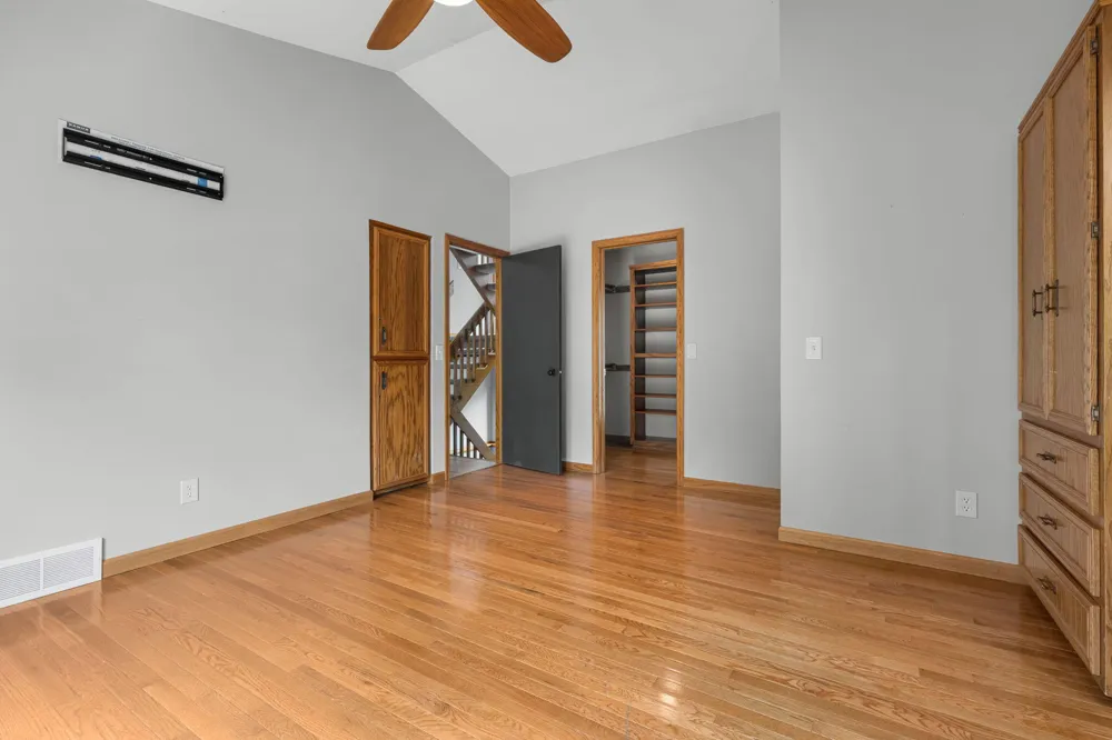 2630 Glencairin Drive NW Grand Rapids City, MI 49504