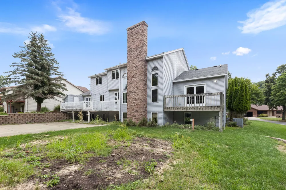 2630 Glencairin Drive NW Grand Rapids City, MI 49504