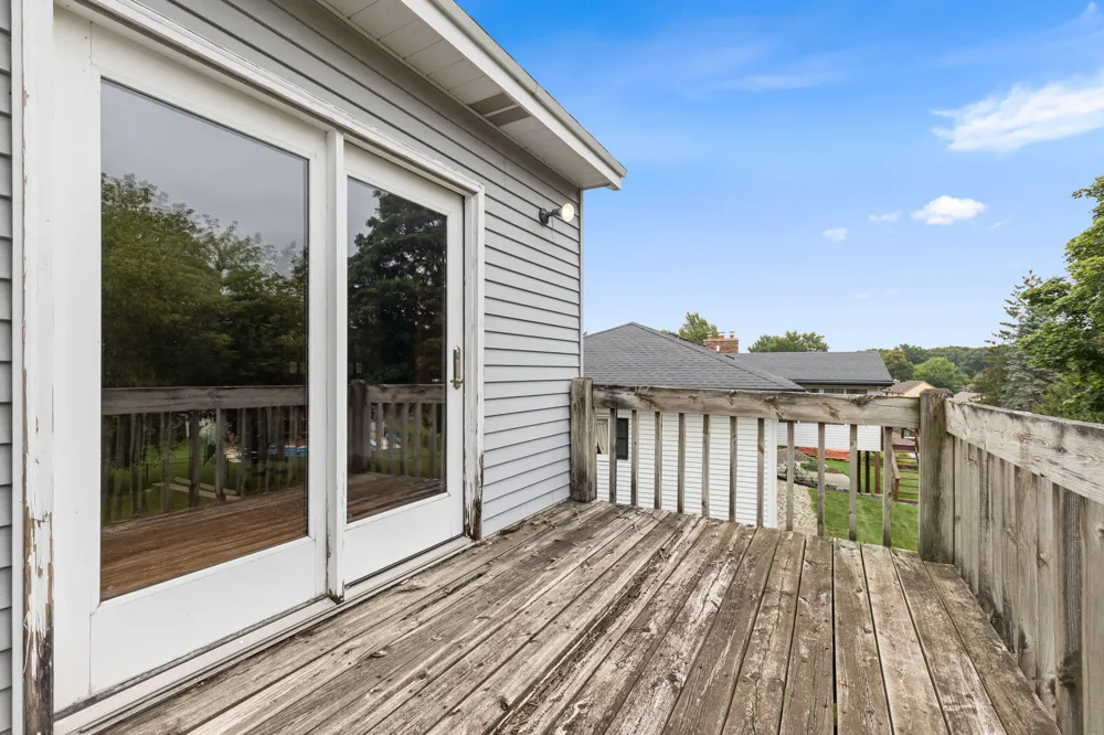 2630 Glencairin Drive NW Grand Rapids City, MI 49504