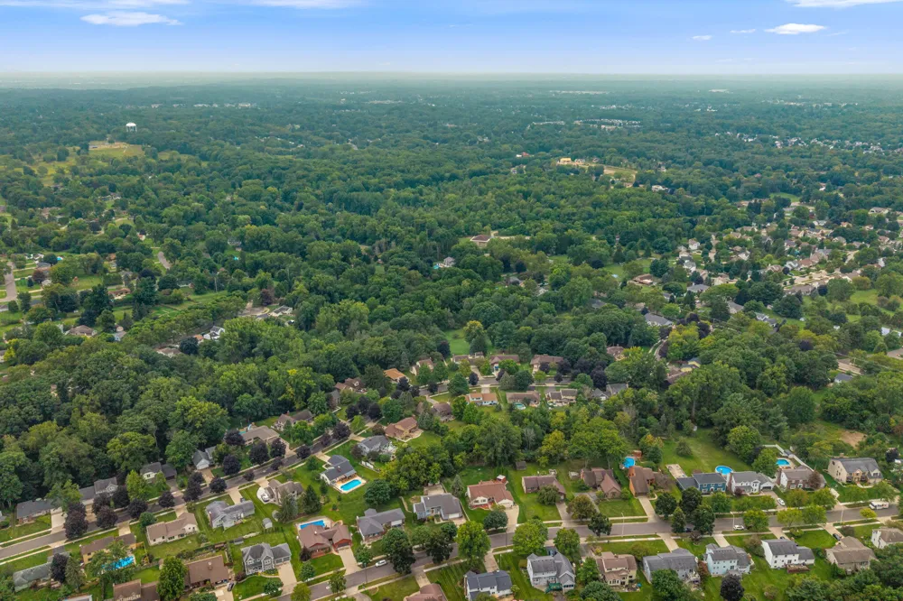 2630 Glencairin Drive NW Grand Rapids City, MI 49504
