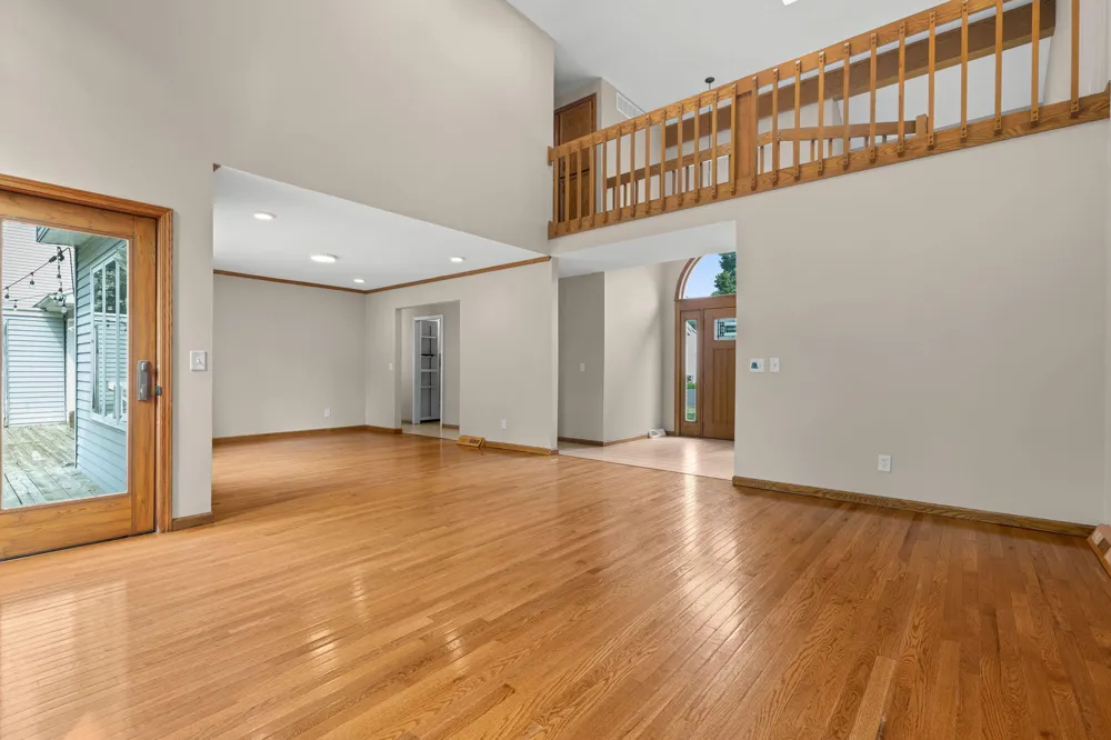 2630 Glencairin Drive NW Grand Rapids City, MI 49504