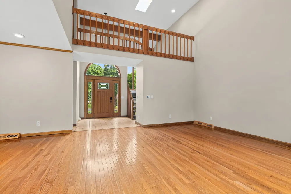 2630 Glencairin Drive NW Grand Rapids City, MI 49504