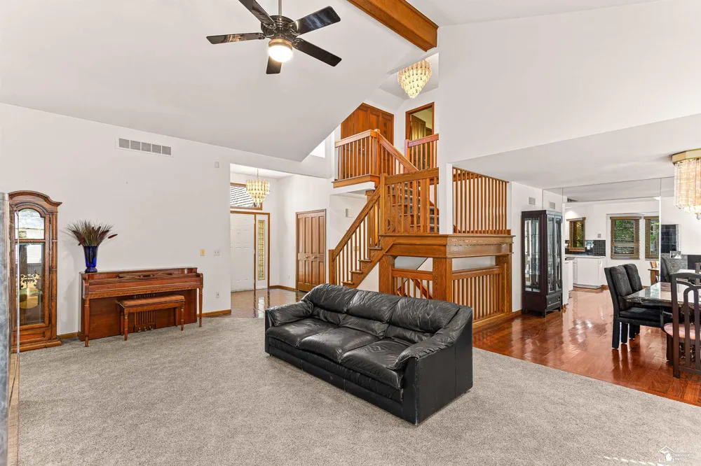 2534 Farmdale Drive Sterling Heights City, MI 48314