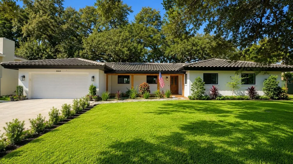 2218 HENNESEN DRIVE Clearwater, FL 33764