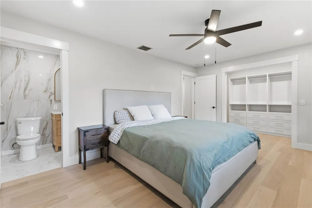 2218 HENNESEN DRIVE Clearwater, FL 33764