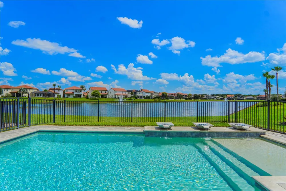 10427 ROYAL CYPRESS WAY Orlando, FL 32836