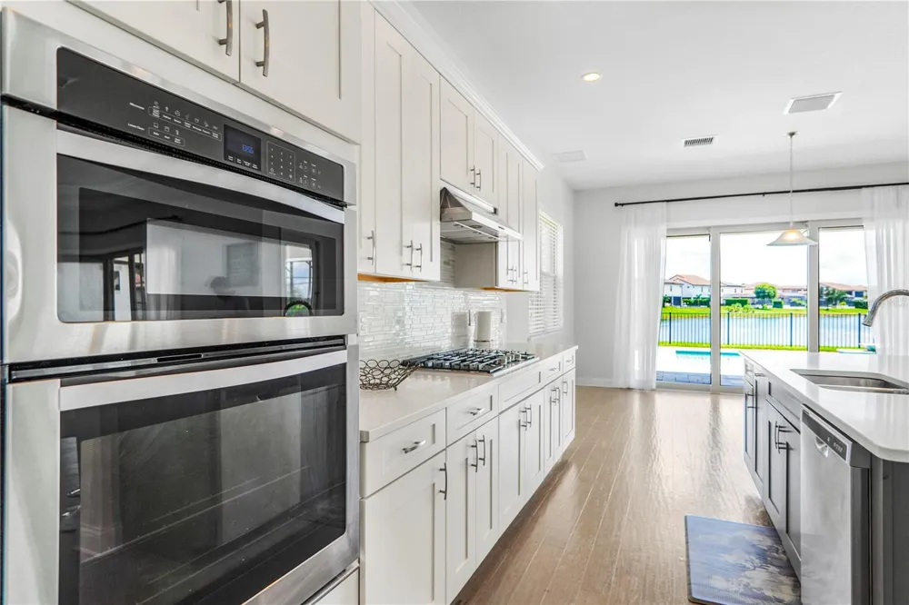 10427 ROYAL CYPRESS WAY Orlando, FL 32836