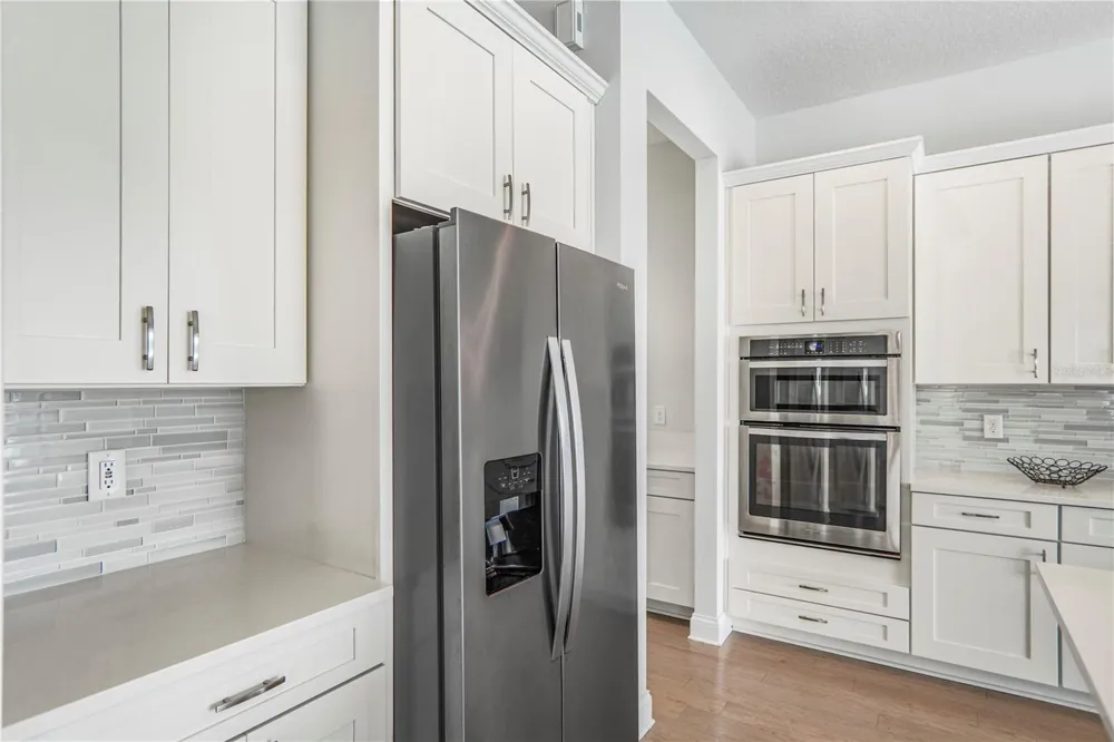 10427 ROYAL CYPRESS WAY Orlando, FL 32836