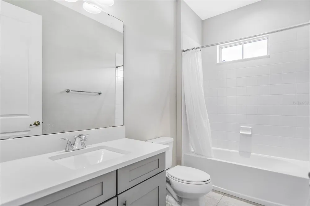 10427 ROYAL CYPRESS WAY Orlando, FL 32836