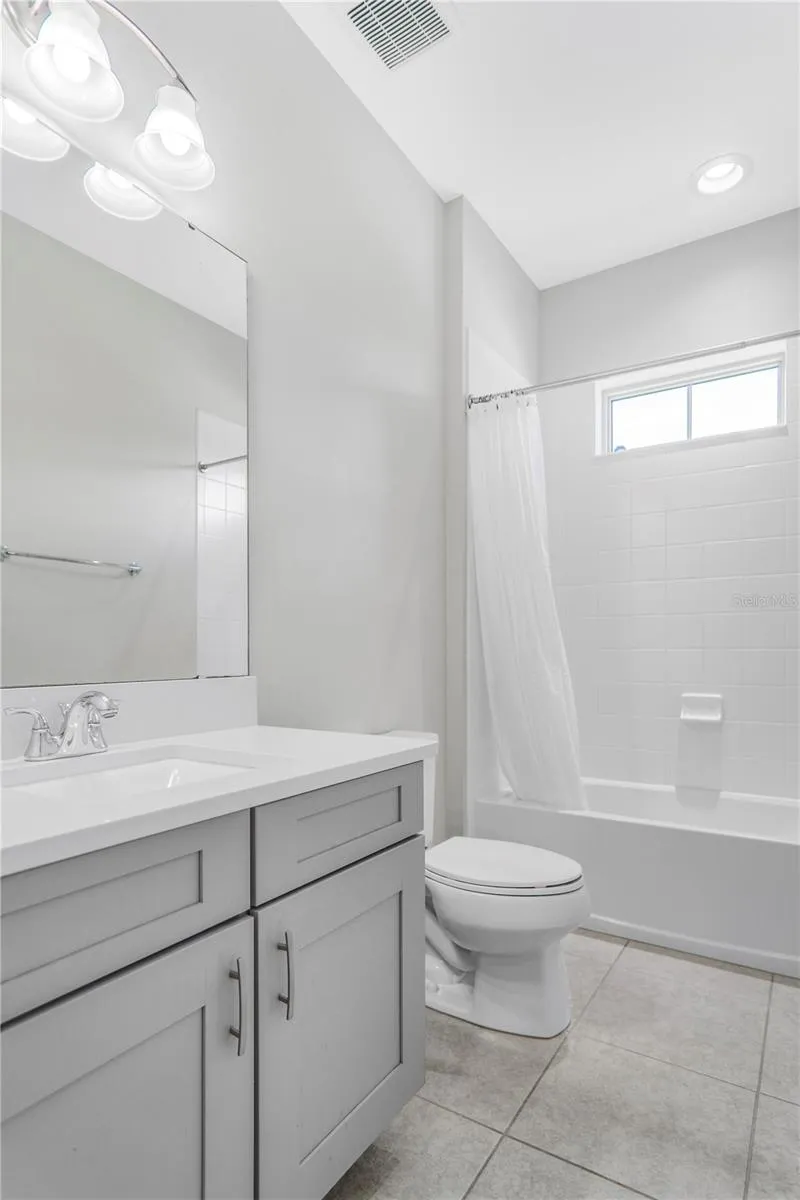 10427 ROYAL CYPRESS WAY Orlando, FL 32836