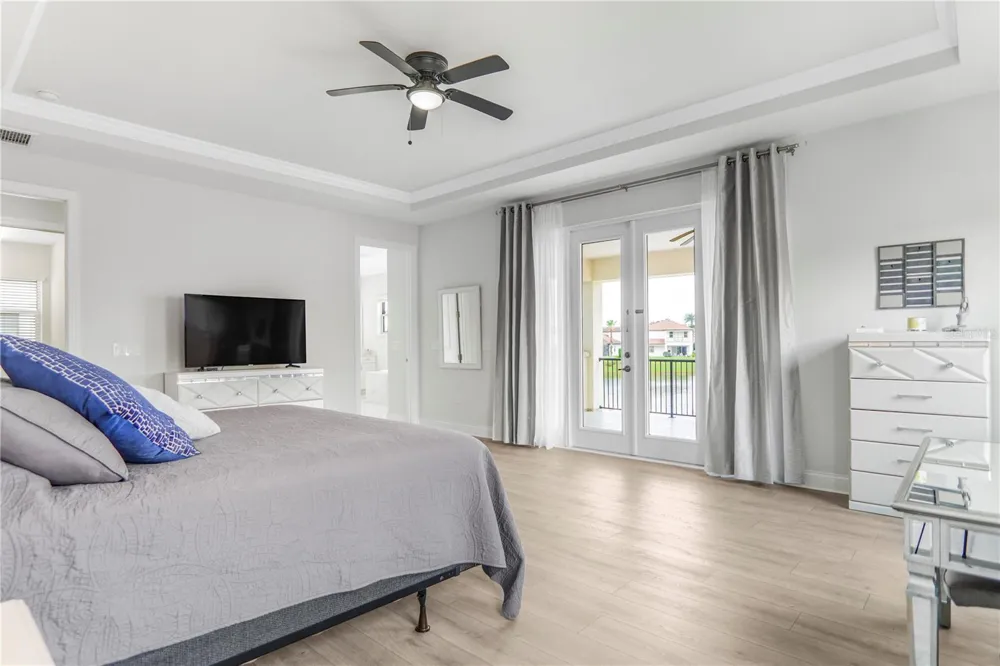 10427 ROYAL CYPRESS WAY Orlando, FL 32836