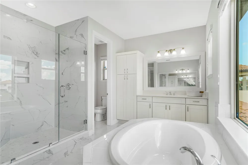 10427 ROYAL CYPRESS WAY Orlando, FL 32836