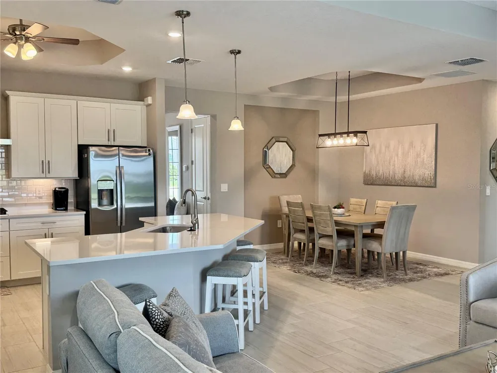 19146 CHERRYSTONE WAY Lakewood Ranch, FL 34211