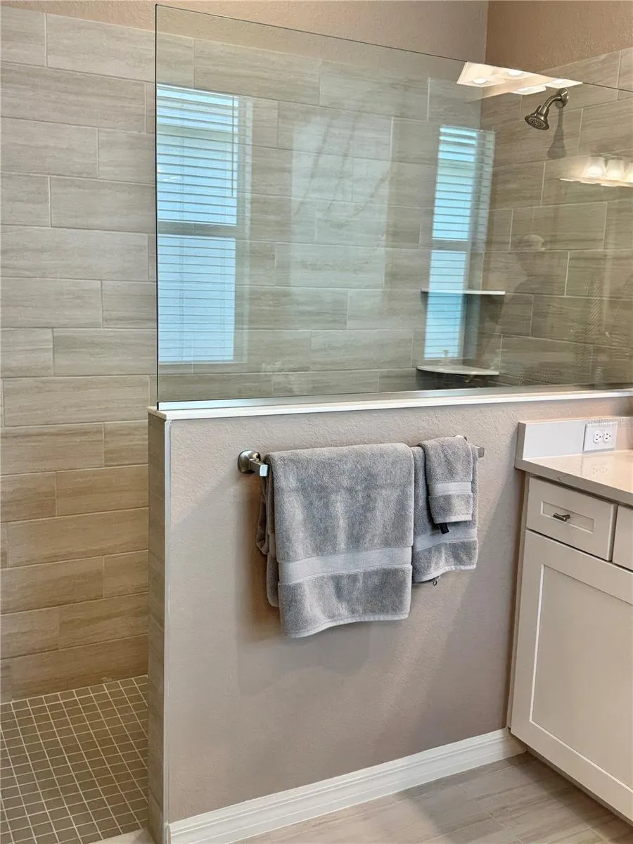 19146 CHERRYSTONE WAY Lakewood Ranch, FL 34211